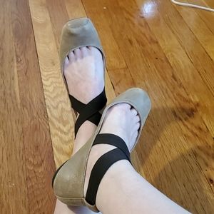 Jessica Simpson flats